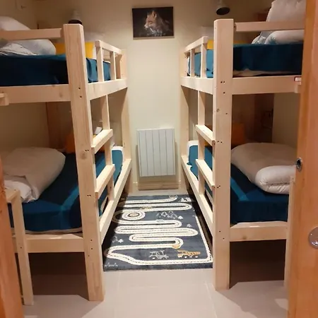 Chaleureux Avec Wifi De 10 Personnes A Val-cenis Apartment Lanslebourg-Mont-Cenis