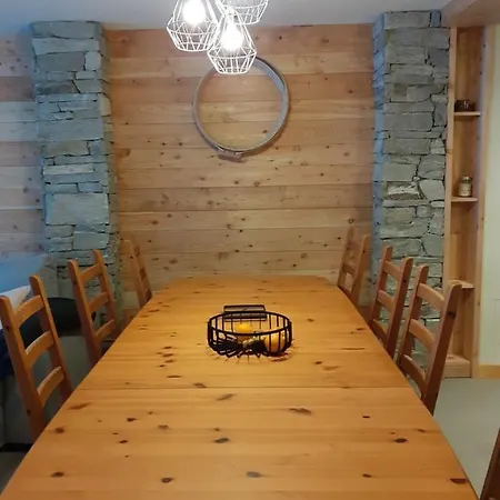 Apartment Chaleureux Avec Wifi De 10 Personnes A Val-cenis