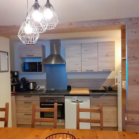 Chaleureux Avec Wifi De 10 Personnes A Val-cenis Apartment *
